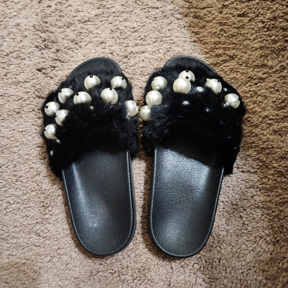 Pearly Slides